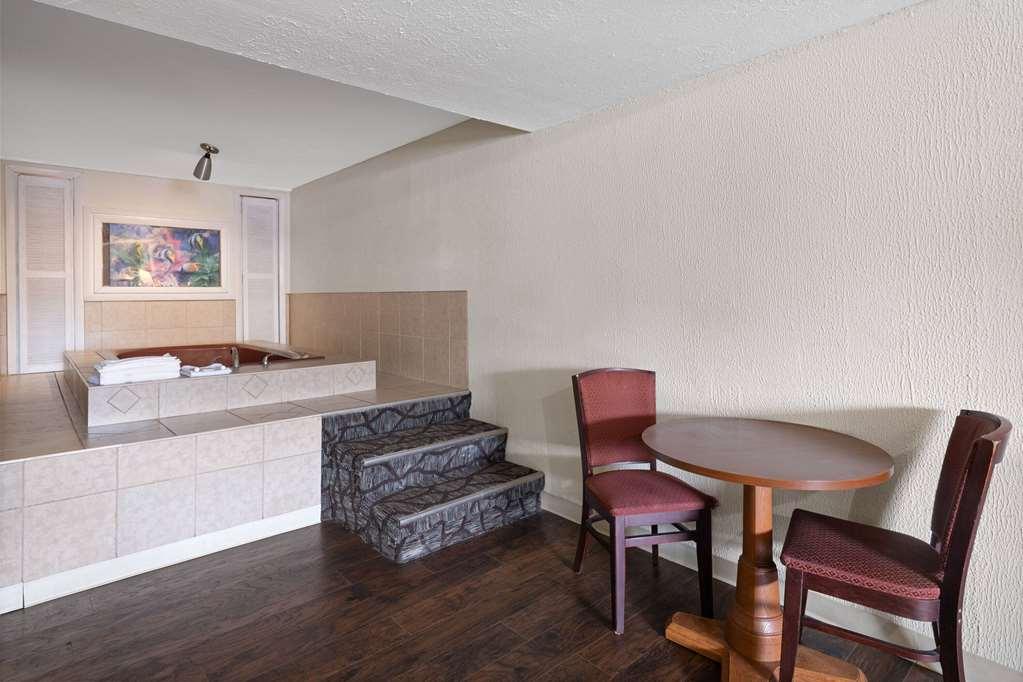 Rodeway Inn Youngstown Pokój zdjęcie