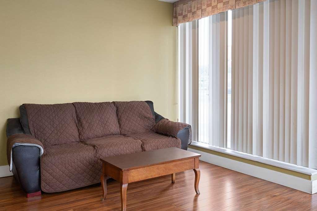 Rodeway Inn Youngstown Wnętrze zdjęcie