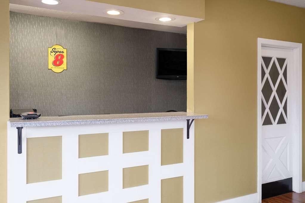 Rodeway Inn Youngstown Wnętrze zdjęcie